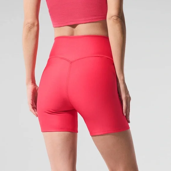 Alo Yoga 5” Airlift Energy Short - Candy Red NWT - Picture 4 of 7